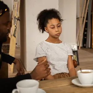 Parents discussing child support